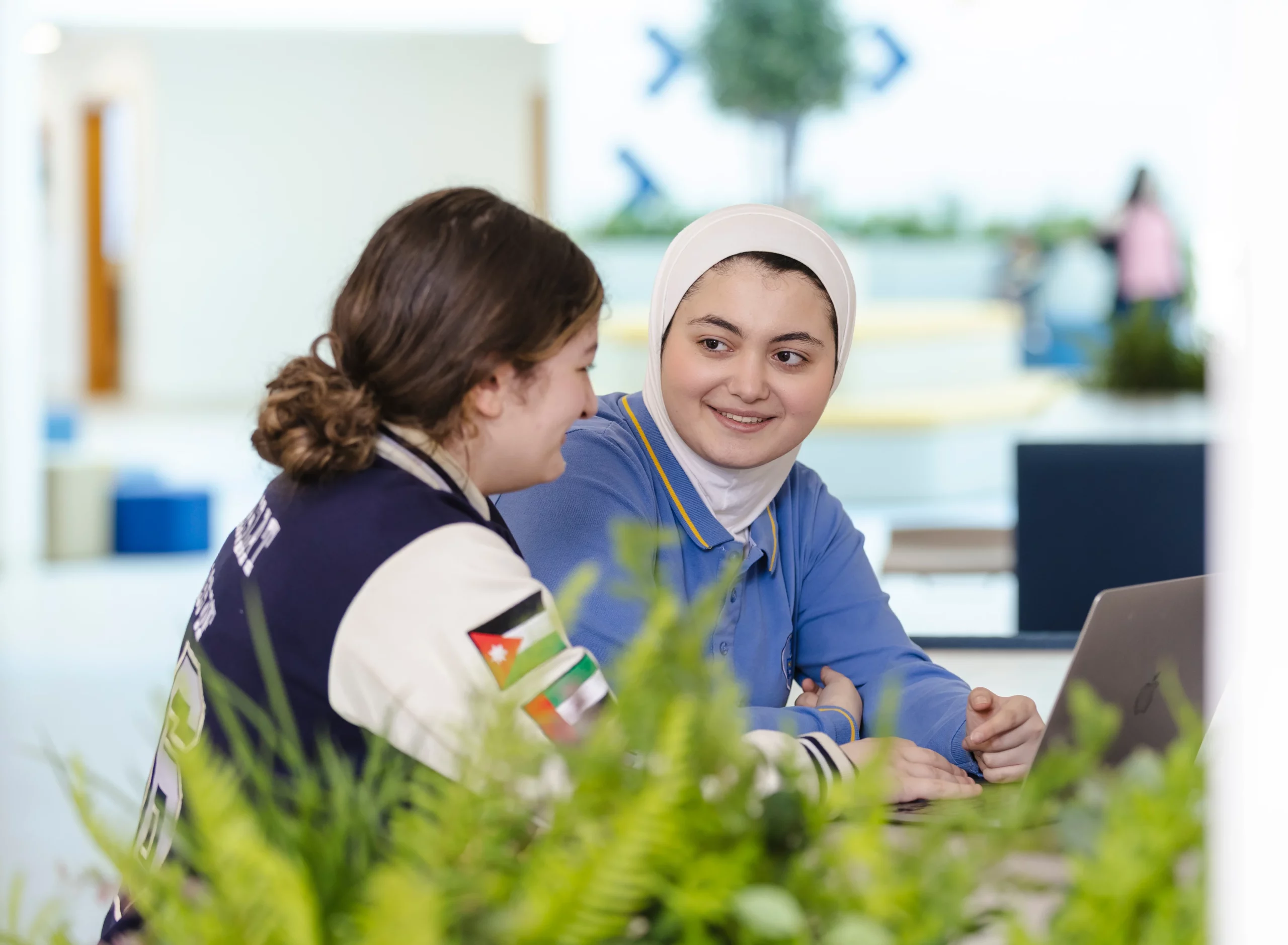 Discover Life at Horizon